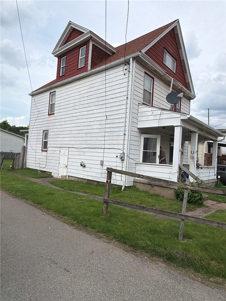 910 Lincoln Ave — photo 3