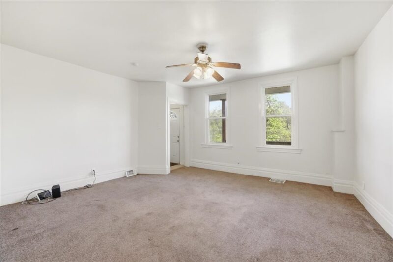1237 Ledgedale St — photo 4