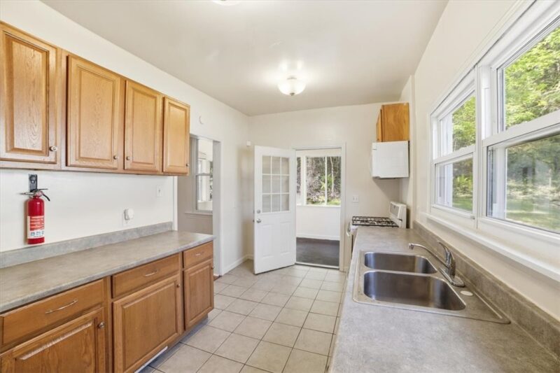 1237 Ledgedale St — photo 8