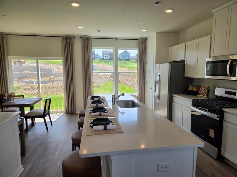 107 Laurel Hills Drive — photo 4