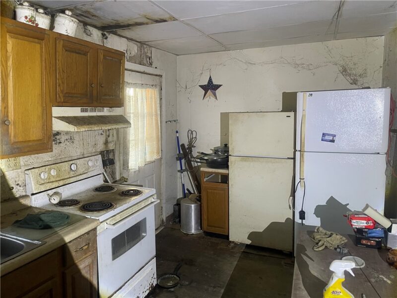 339 Maple Ave — photo 6