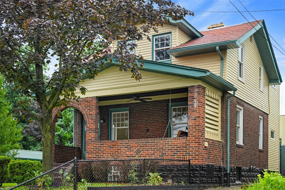 1221 Pocono St — photo 1