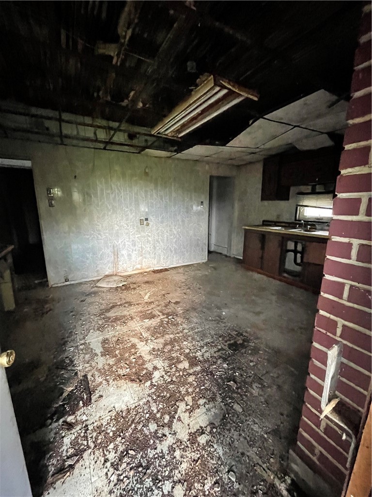 805 Oak St — photo 3