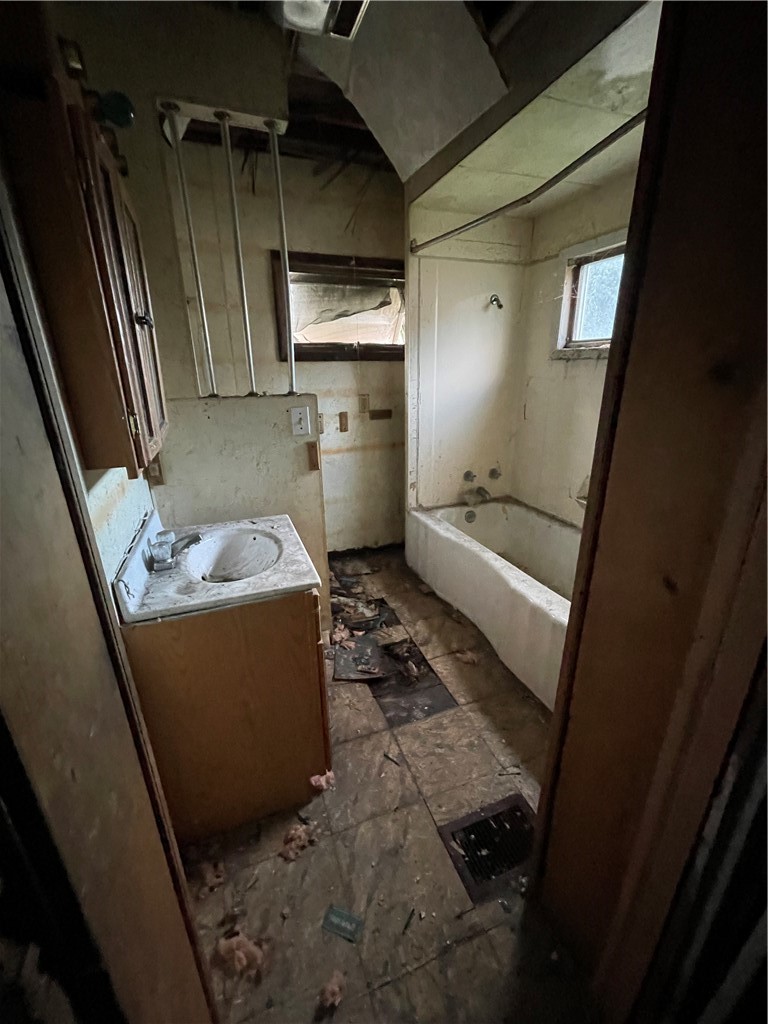805 Oak St — photo 5