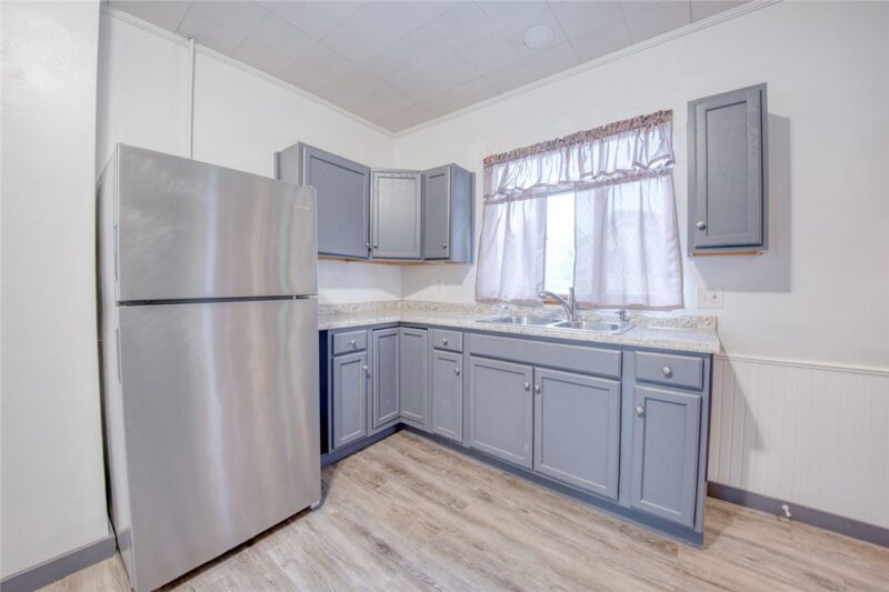 214 Freeport Street — photo 5