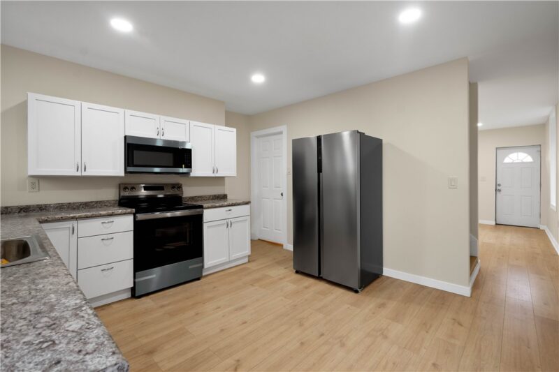 3907 Mcwhinney St — photo 6