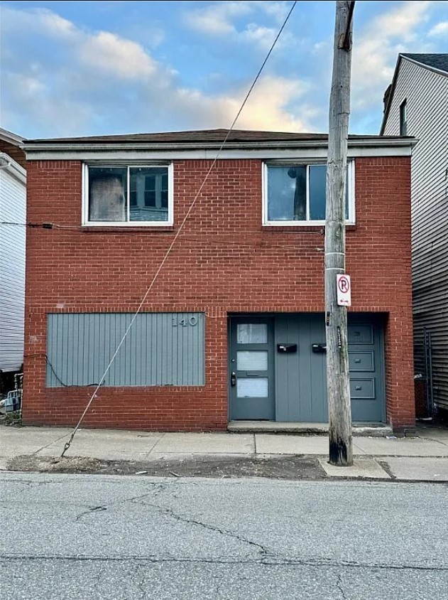 140 Bausman st — photo 1