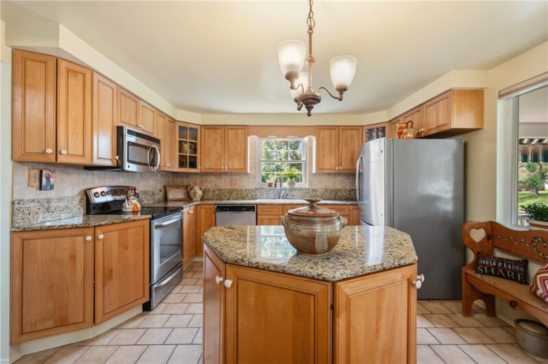 1271 Cardinal Drive — photo 8
