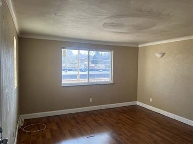 1222 Broadway Ave — photo 2