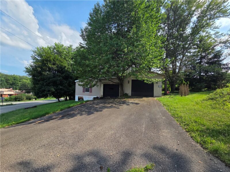807 Beatty Village Rd. — photo 2