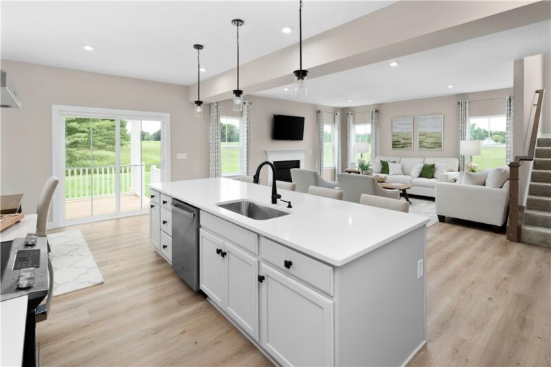 208 Winthrop Dr. — photo 4