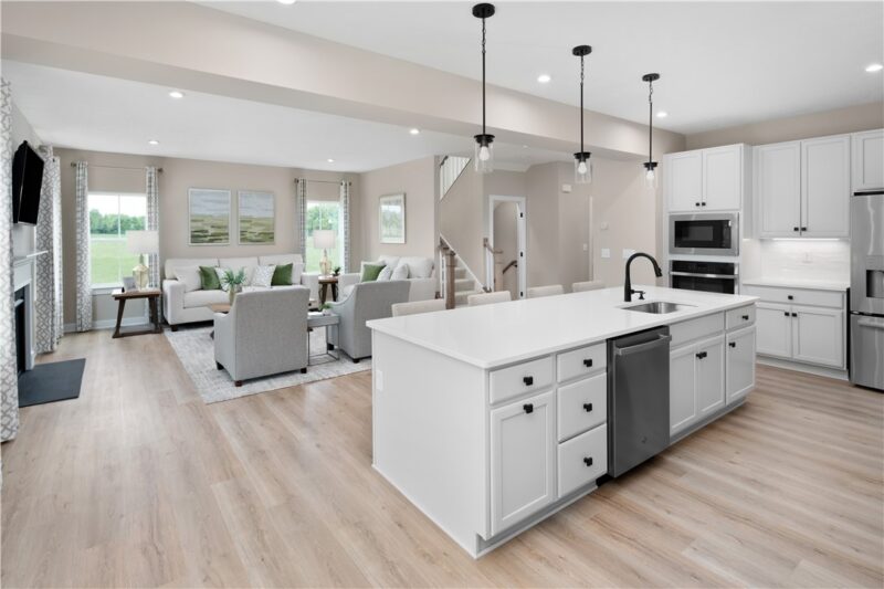 208 Winthrop Dr. — photo 5