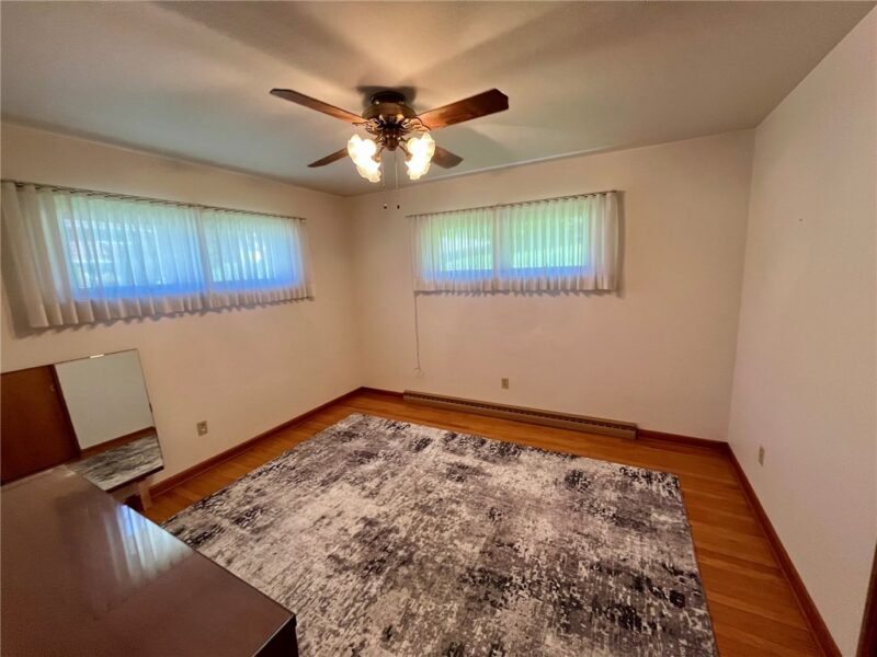 305 McClelland Rd — photo 8