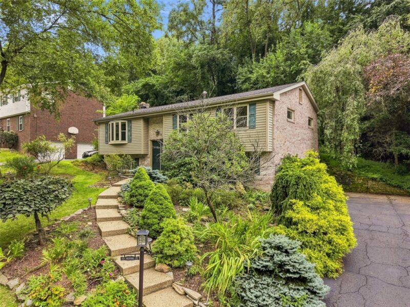 167 Richmore Dr — photo 2