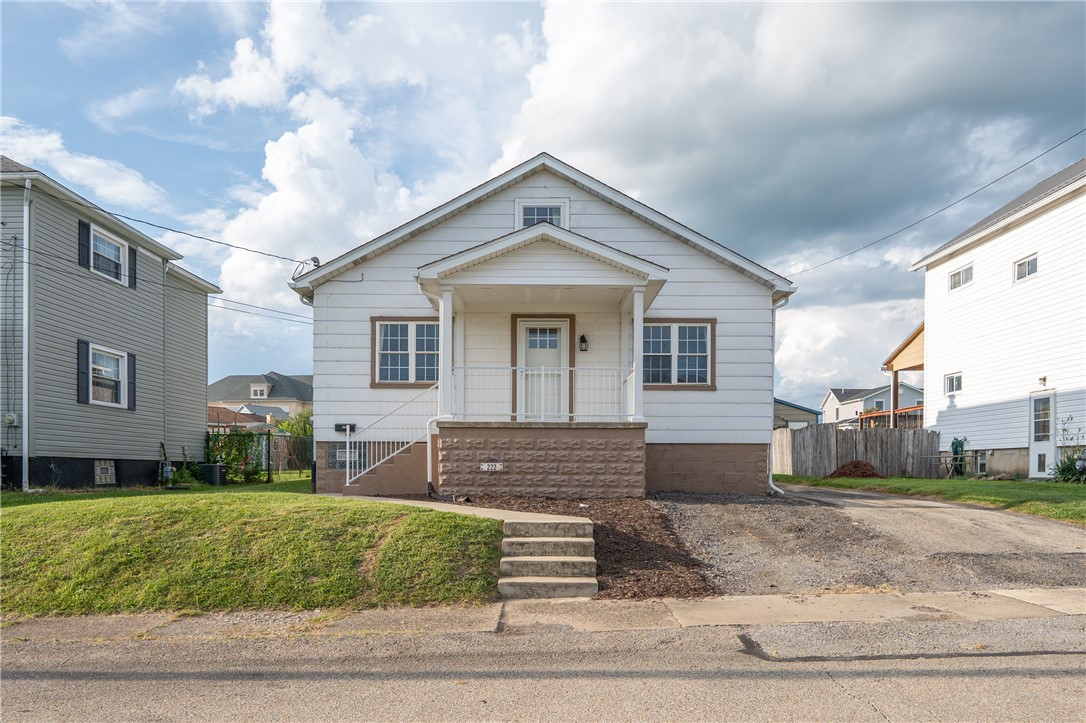 222 Spruce St — photo 1
