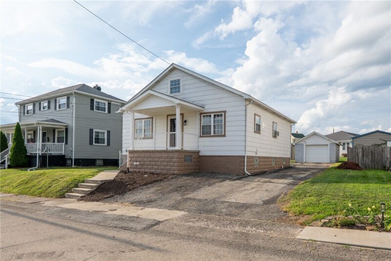 222 Spruce St — photo 2