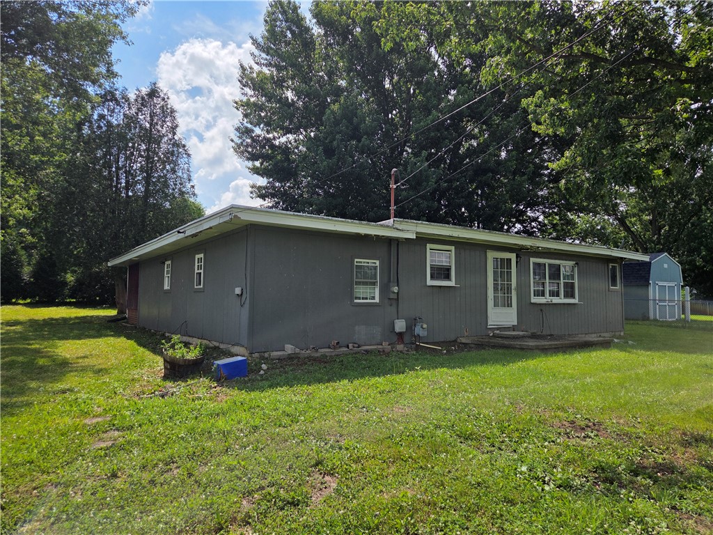 606 Scott Ave — photo 1