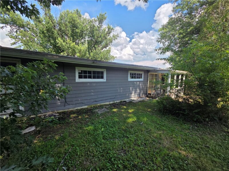 606 Scott Ave — photo 6