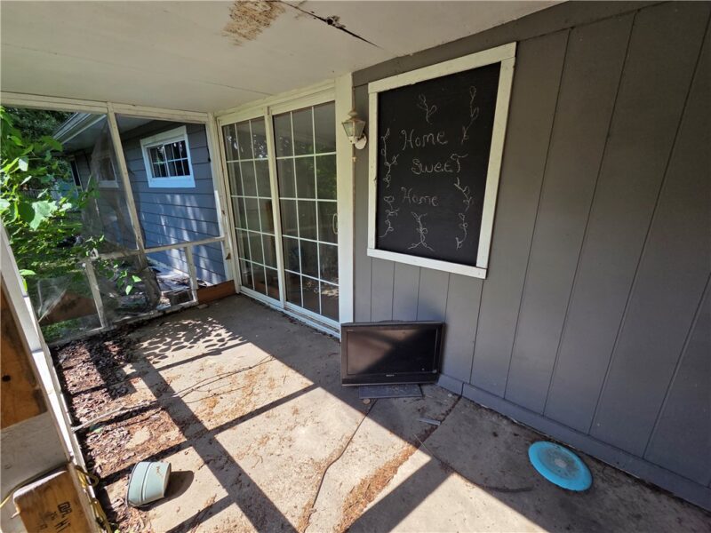 606 Scott Ave — photo 7