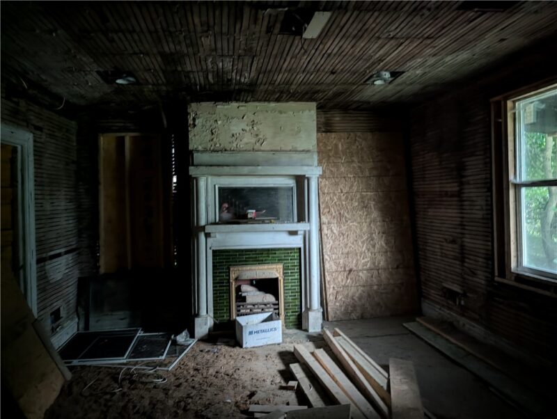 355 High St — photo 4