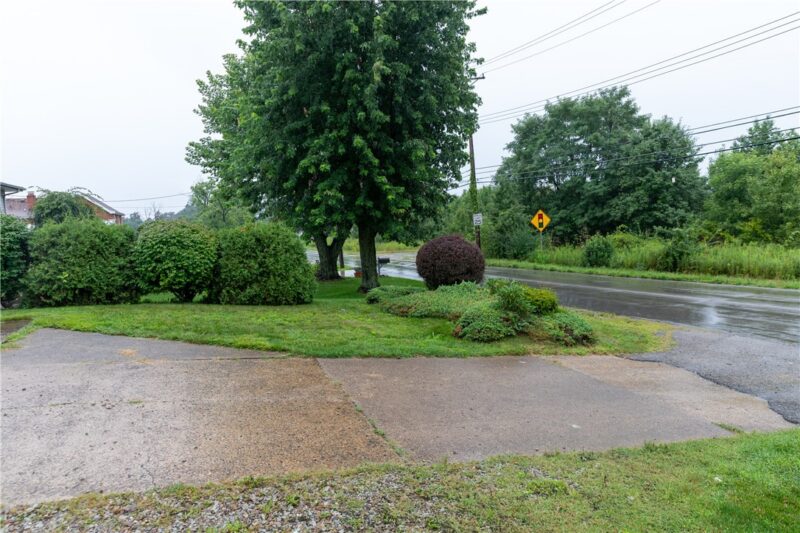 2406 Old Elizabeth Rd — photo 4