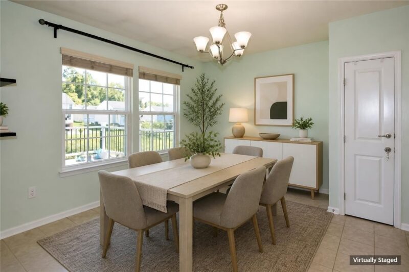 8021 Hinsdale Ln — photo 4