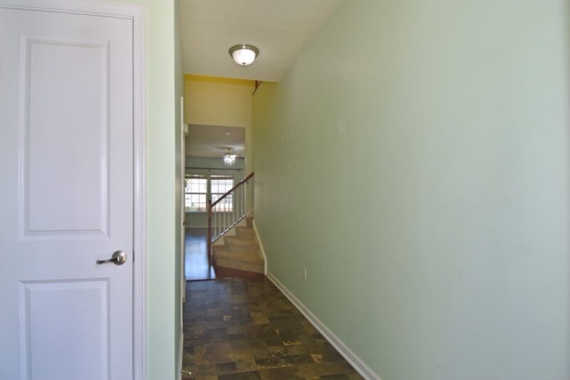 8021 Hinsdale Ln — photo 8