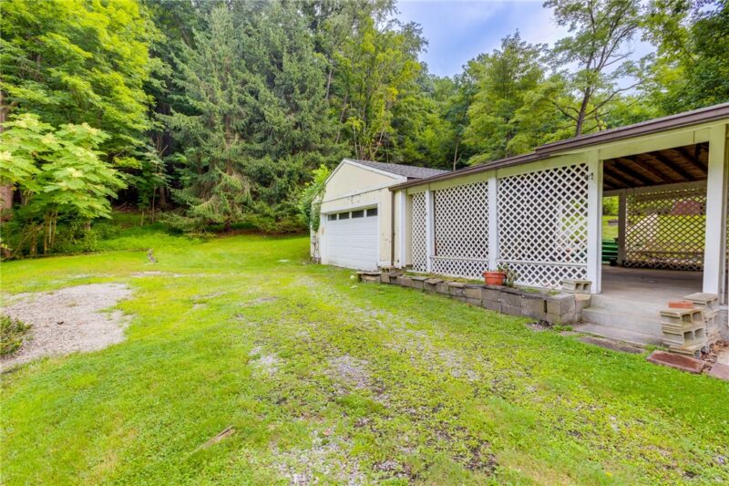 12 Rhodes Ave — photo 5