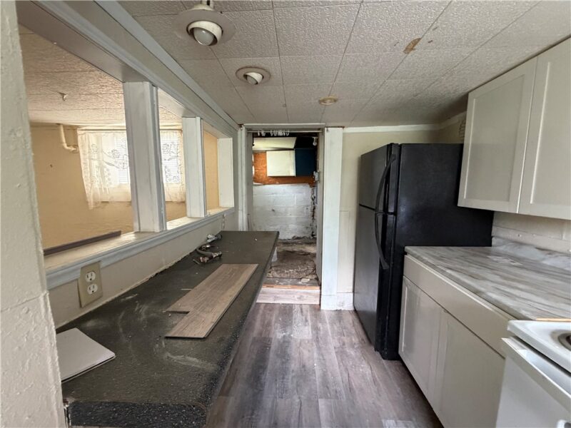 22 Virginia Ave — photo 5