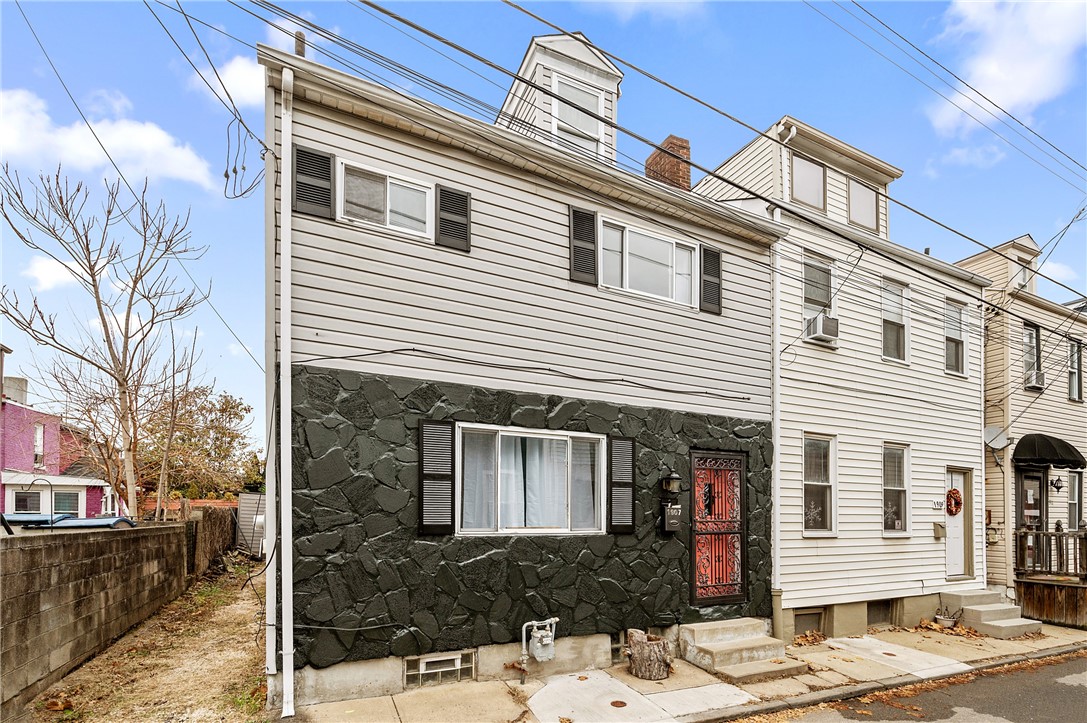 1907 Fox Way — photo 1