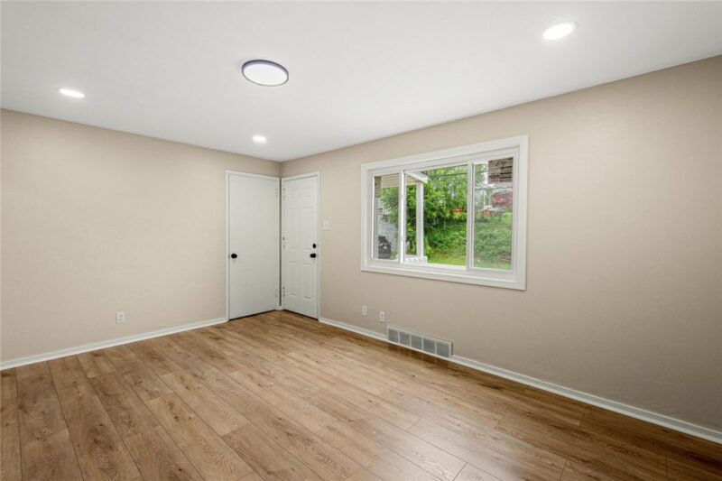 2720 Garbett St — photo 2