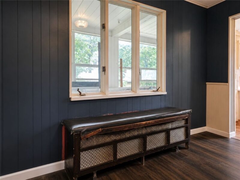 257 Thompson Ave — photo 8