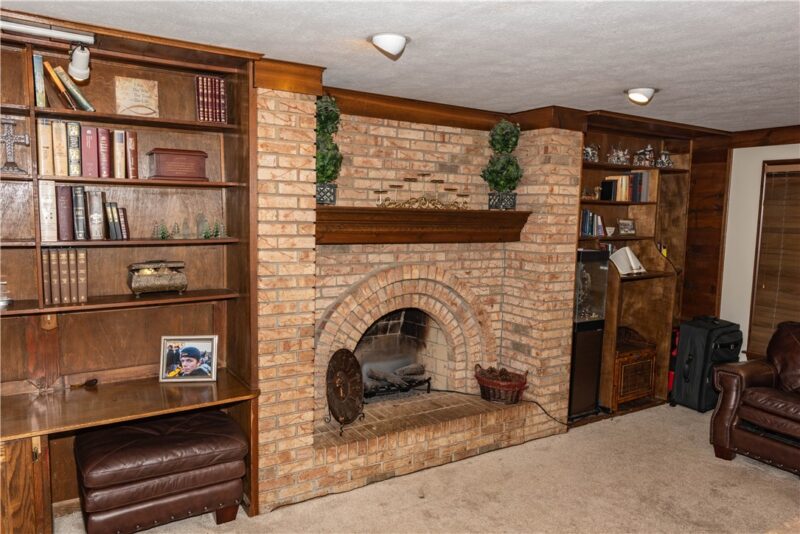 302 High Oaks Ct — photo 8
