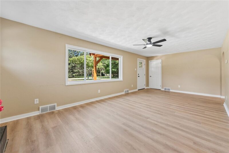 4533 Ridgeview Dr — photo 5