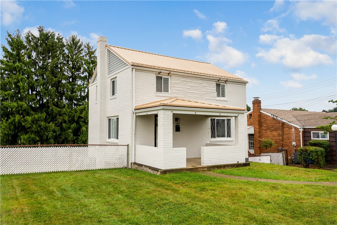 1339 Edgewood Dr — photo 1