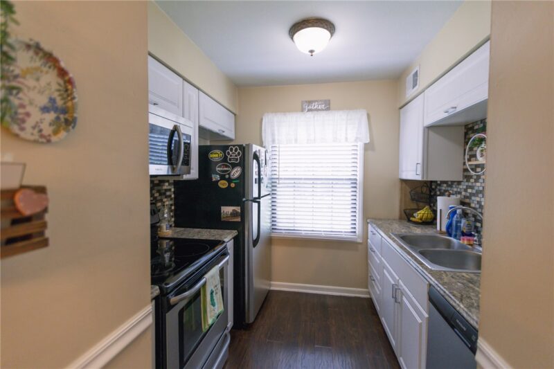 450 Country View Ct — photo 7