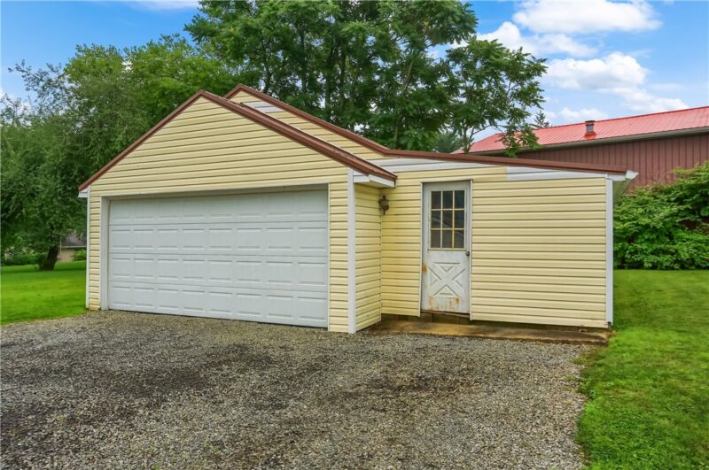 1675 Brighton Rd — photo 5