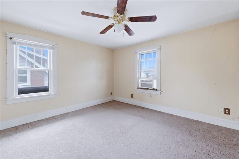 85 Flowers Ave — photo 8