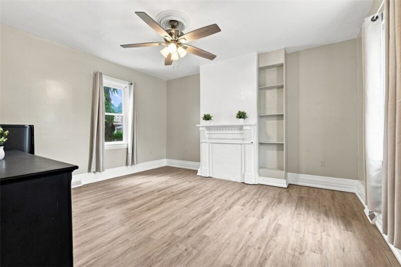 1026 Washington Ave — photo 6