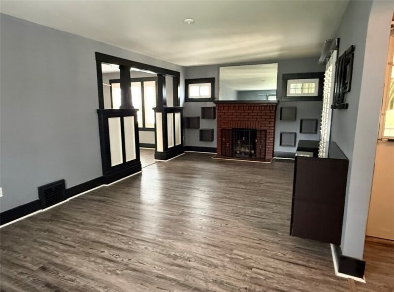 89 Central Ln — photo 4