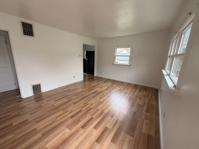 3702 49th St — photo 2