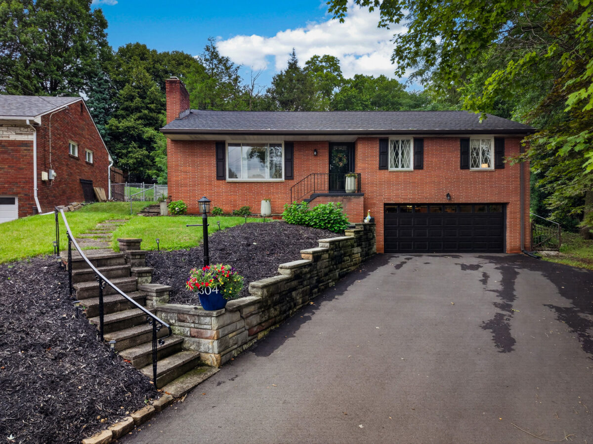 1304 Cochran ROAD — photo 1
