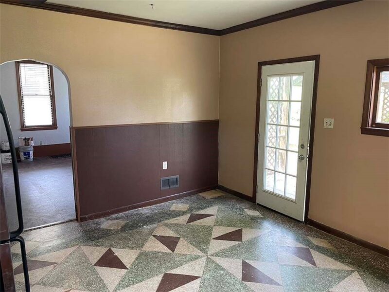 306 CLEAR STREET — photo 8