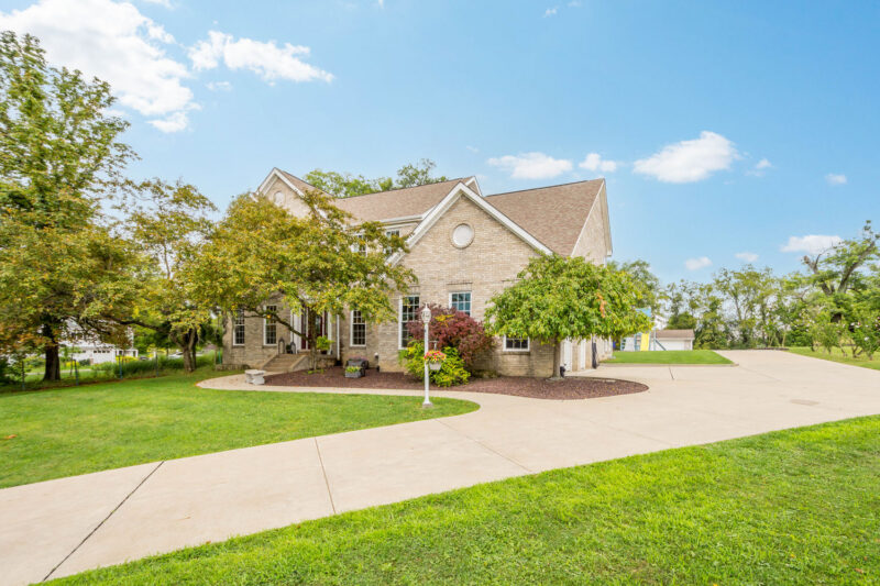 2025 Ridge Road — photo 3