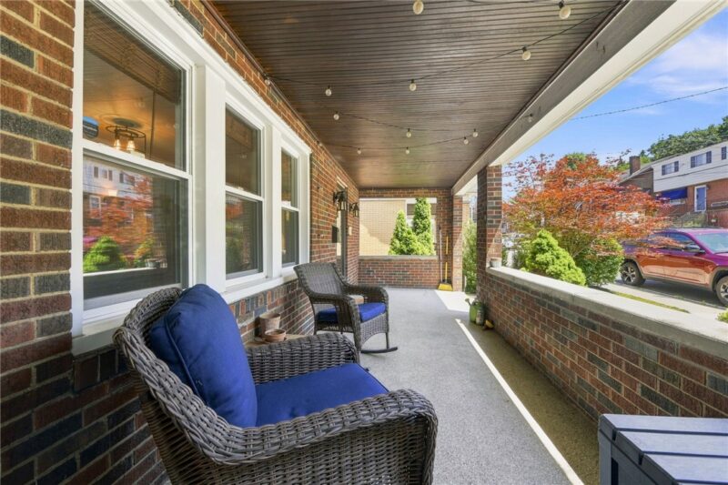 356 Bracken Ave — photo 2