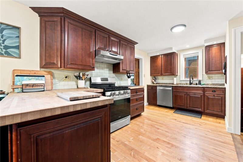 356 Bracken Ave — photo 6