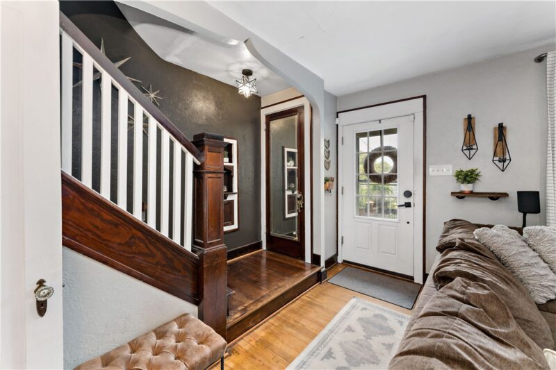 451 Overbrook Blvd — photo 4