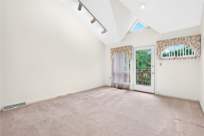 313 Vista Drive — photo 8
