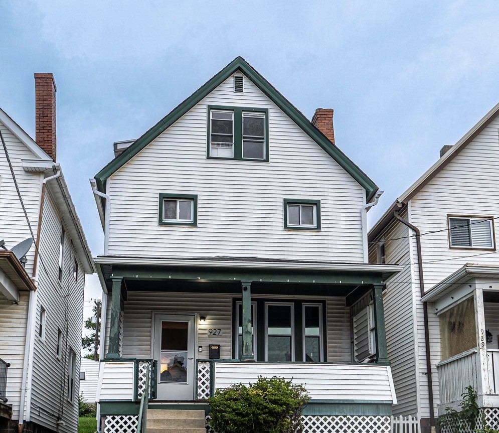 927 Roup Avenue — photo 1