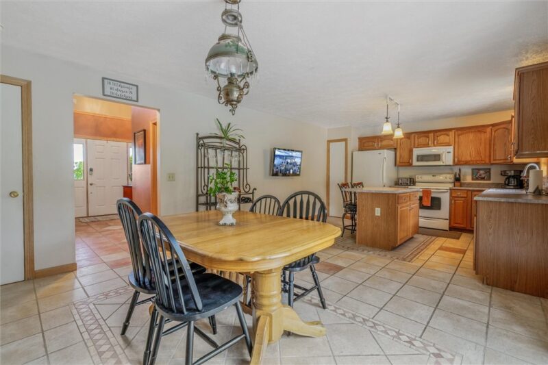 101 Davis Ln — photo 7